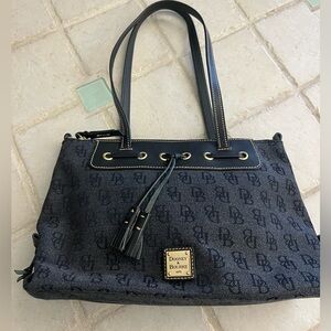 Dooney and Bourke shoulder bag